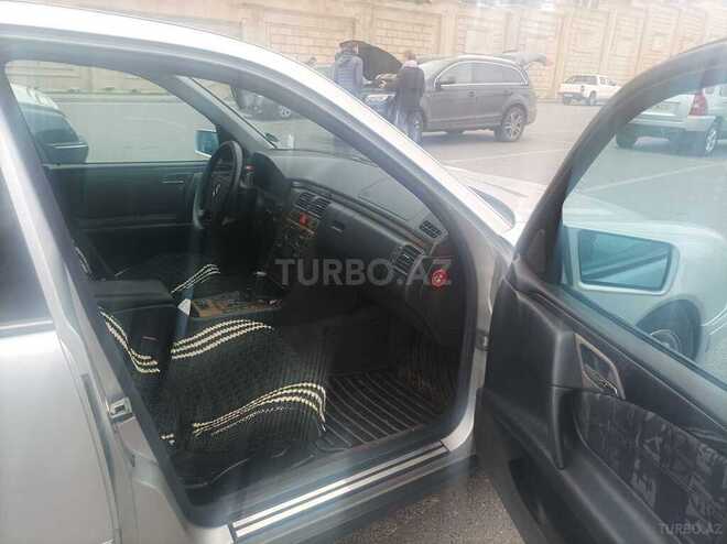 Mercedes E 240 1999, 237,000 km - 2.4 л - Bakı