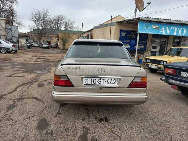 Mercedes E 230 1989, 390,000 km - 2.3 l - Bakı