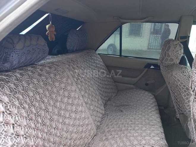 Mercedes E 230 1989, 390,000 km - 2.3 l - Bakı