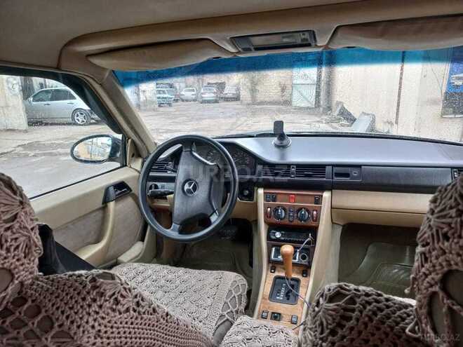 Mercedes E 230 1989, 390,000 km - 2.3 l - Bakı