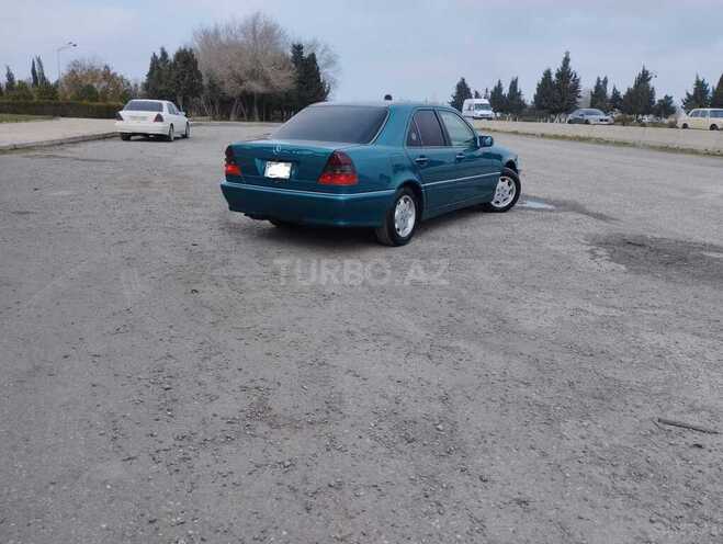 Mercedes C 230 1998, 272,000 km - 2.3 l - Saatlı