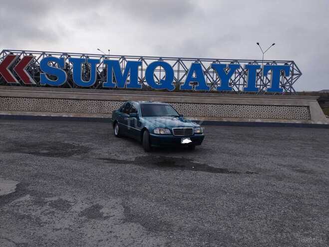 Mercedes C 230 1998, 272,000 km - 2.3 l - Saatlı