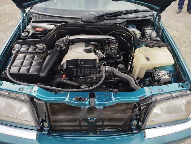 Mercedes C 230 1998, 272,000 km - 2.3 l - Saatlı