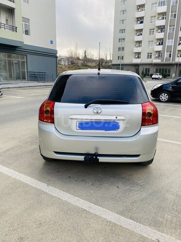 Toyota Corolla 2005, 240,782 km - 1.4 l - Bakı