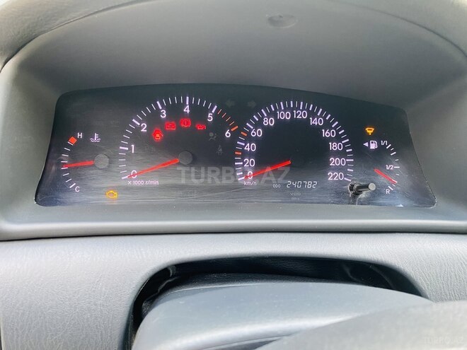 Toyota Corolla 2005, 240,782 km - 1.4 l - Bakı