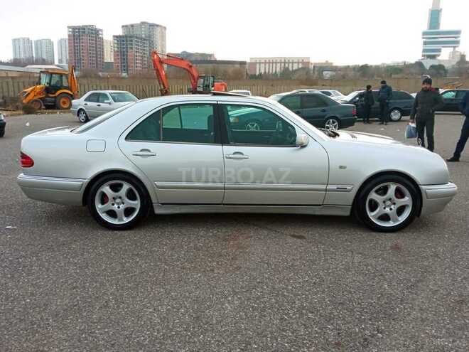 Mercedes E 240 1998, 203,086 km - 2.4 l - Bakı