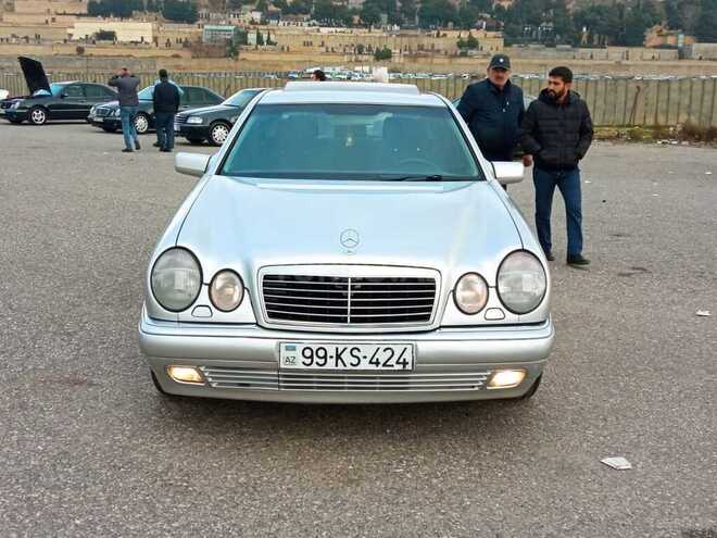 Mercedes E 240 1998, 203,086 km - 2.4 l - Bakı