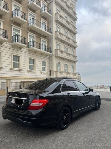 Mercedes C 250 2011, 142,000 km - 1.8 l - Bakı