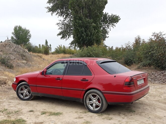 Mercedes C 180 1994, 480,000 km - 1.8 л - Qusar