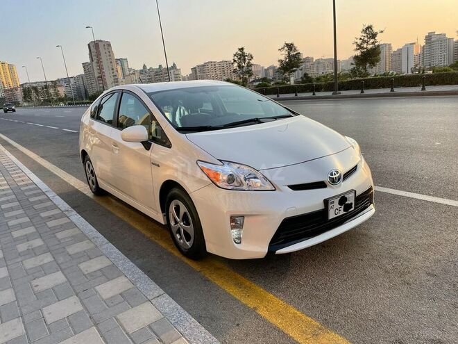 Toyota Prius 2015, 148,060 km - 1.8 l - Bakı
