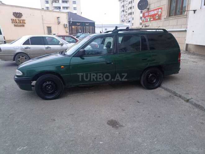 Opel Astra 1996, 428,536 km - 1.6 l - Sumqayıt