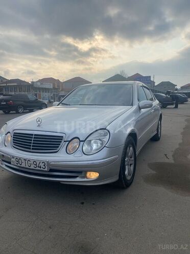 Mercedes E 270 2002, 461,800 km - 2.7 l - Bakı