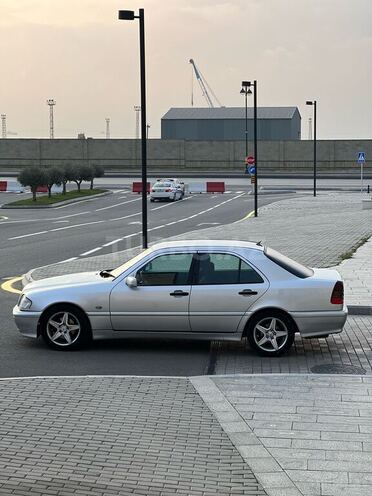 Mercedes C 200 1999, 238,500 km - 2.0 l - Bakı