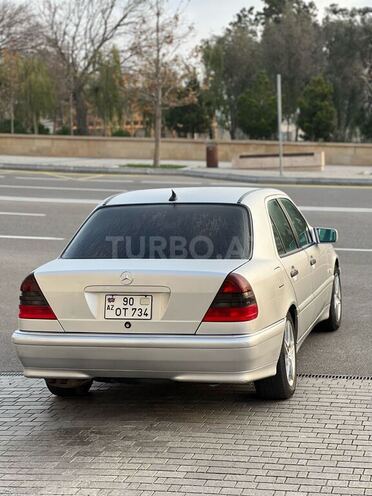 Mercedes C 200 1999, 238,500 km - 2.0 l - Bakı