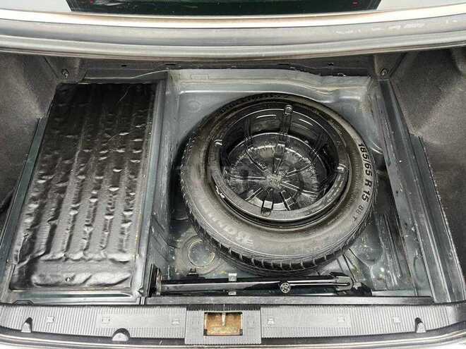 Mercedes E 230 1997, 346,000 km - 2.3 l - Bakı