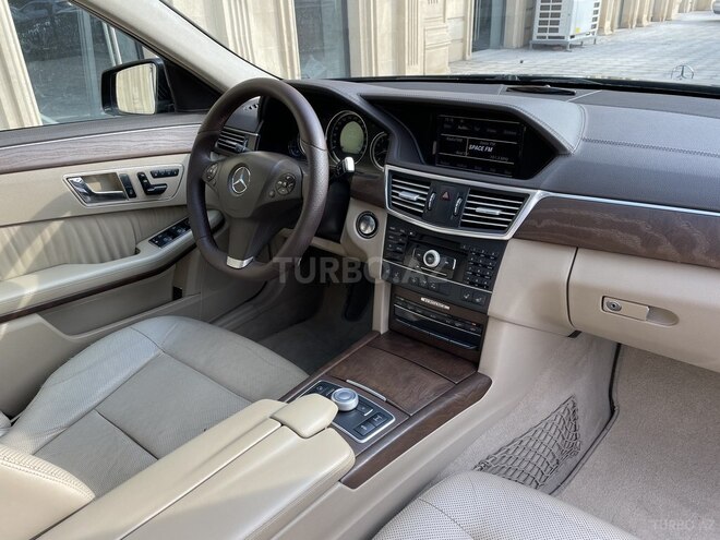 Mercedes E 350 2010, 181,000 km - 3.5 л - Bakı