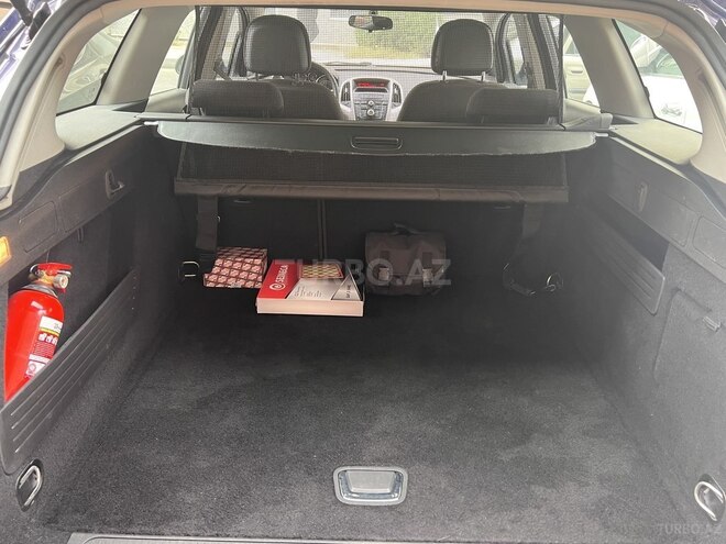 Opel Astra 2012, 148,500 km - 1.3 l - Bakı