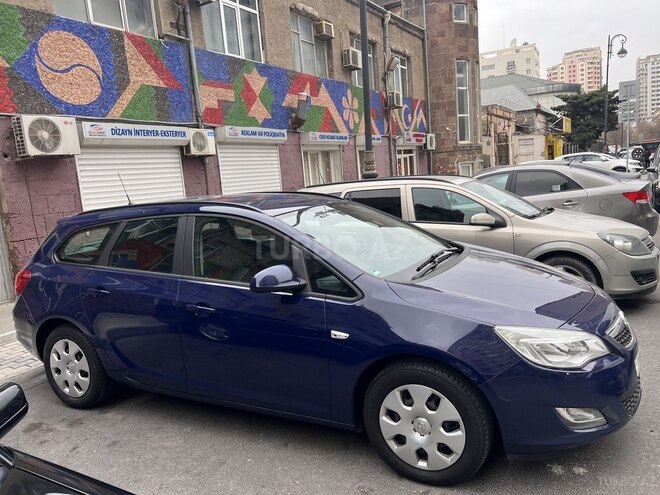 Opel Astra 2012, 148,500 km - 1.3 l - Bakı