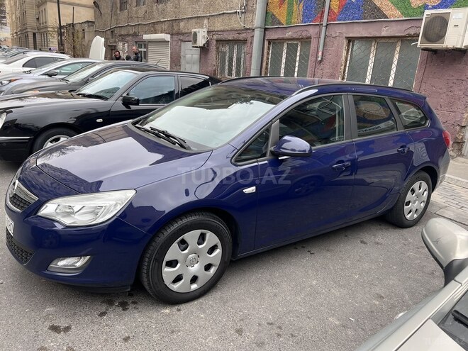 Opel Astra 2012, 148,500 km - 1.3 l - Bakı