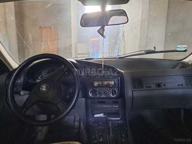 BMW 318 1992, 169,000 km - 1.8 l - Quba