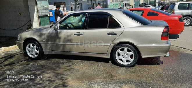 Mercedes C 230 1998, 303,000 km - 2.3 l - Bakı