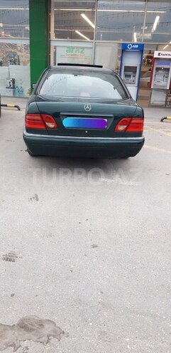 Mercedes E 230 1997, 391,000 km - 2.3 л - Bakı