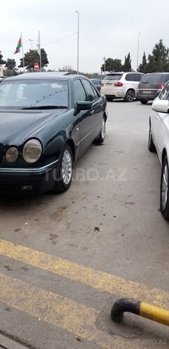 Mercedes E 230 1997, 391,000 km - 2.3 л - Bakı