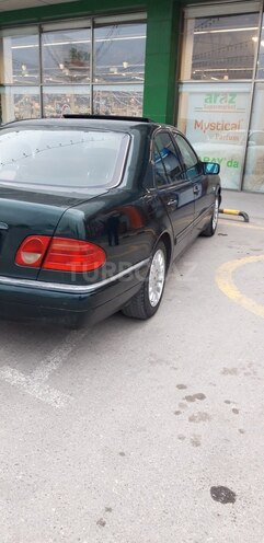 Mercedes E 230 1997, 391,000 km - 2.3 л - Bakı