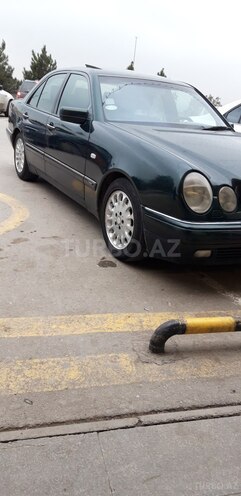 Mercedes E 230 1997, 391,000 km - 2.3 л - Bakı
