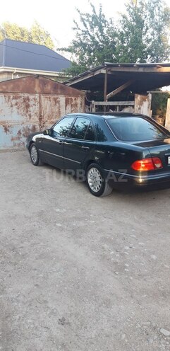 Mercedes E 230 1997, 391,000 km - 2.3 л - Bakı