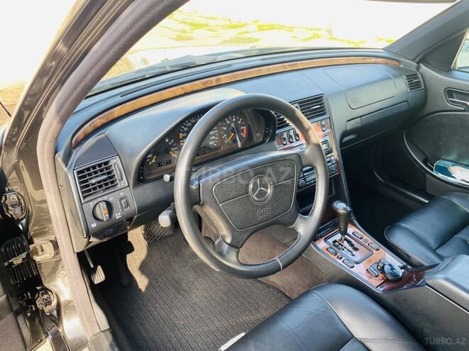 Mercedes C 280 2000, 165,000 km - 2.8 l - Bakı