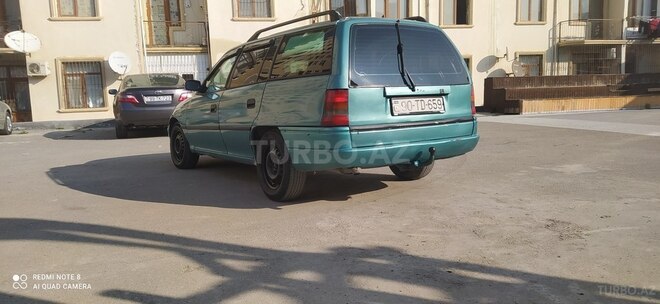 Opel Astra 1996, 555,500 km - 2.0 l - Bakı