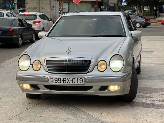 Mercedes E 240 2001, 350,000 km - 2.4 l - Bakı