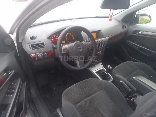 Opel Astra 2004, 167,000 km - 1.4 l - Bakı