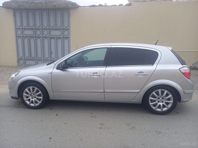 Opel Astra 2004, 167,000 km - 1.4 l - Bakı