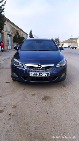 Opel Astra 2012, 140,012 km - 1.6 l - Salyan
