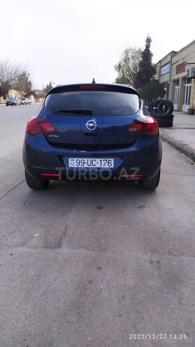 Opel Astra 2012, 140,012 km - 1.6 l - Salyan