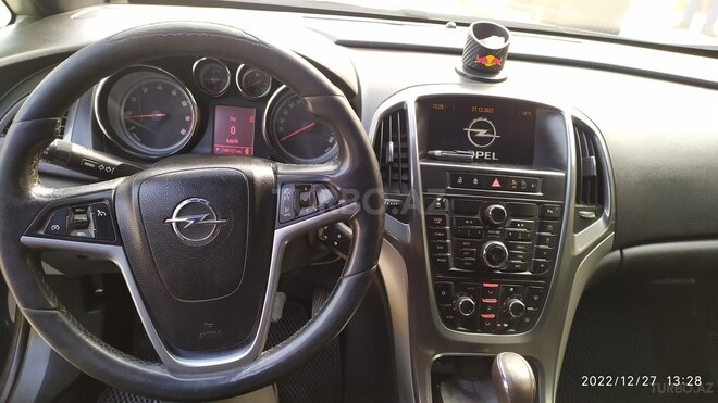 Opel Astra 2012, 140,012 km - 1.6 l - Salyan