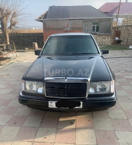 Mercedes E 250 1985, 396,324 km - 2.5 l - Xırdalan