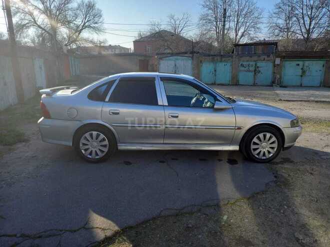 Opel Vectra 1996, 386,400 km - 1.6 l - Sumqayıt