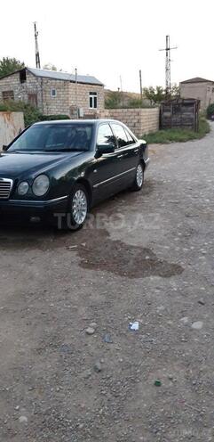 Mercedes E 230 1997, 391,000 km - 2.3 л - Bakı