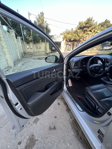 Hyundai Elantra 2017, 96,561 km - 1.6 l - Bakı
