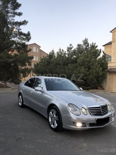Mercedes E 220 2006, 267,000 km - 2.2 л - Bakı