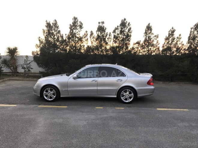 Mercedes E 220 2006, 267,000 km - 2.2 л - Bakı