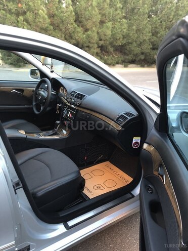 Mercedes E 220 2006, 267,000 km - 2.2 л - Bakı