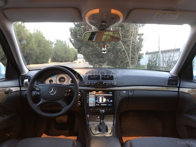 Mercedes E 220 2006, 267,000 km - 2.2 л - Bakı