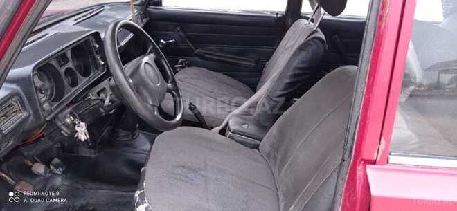 LADA (VAZ) 2105 1982, 200,000 km - 1.3 l - Salyan