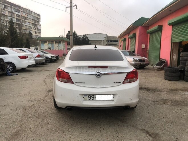 Opel Insignia 2011, 223,000 km - 2.0 l - Bakı