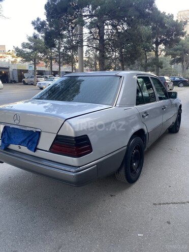Mercedes E 250 1993, 430,000 km - 2.5 l - Bakı