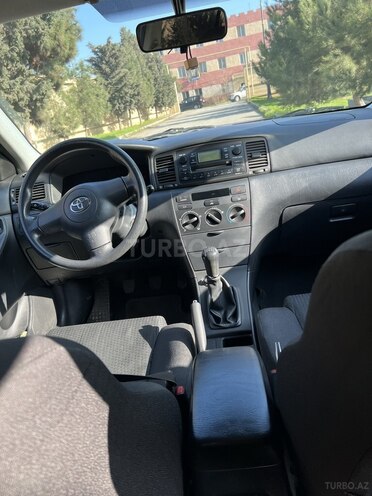 Toyota Corolla 2005, 175,000 km - 1.4 l - Bakı